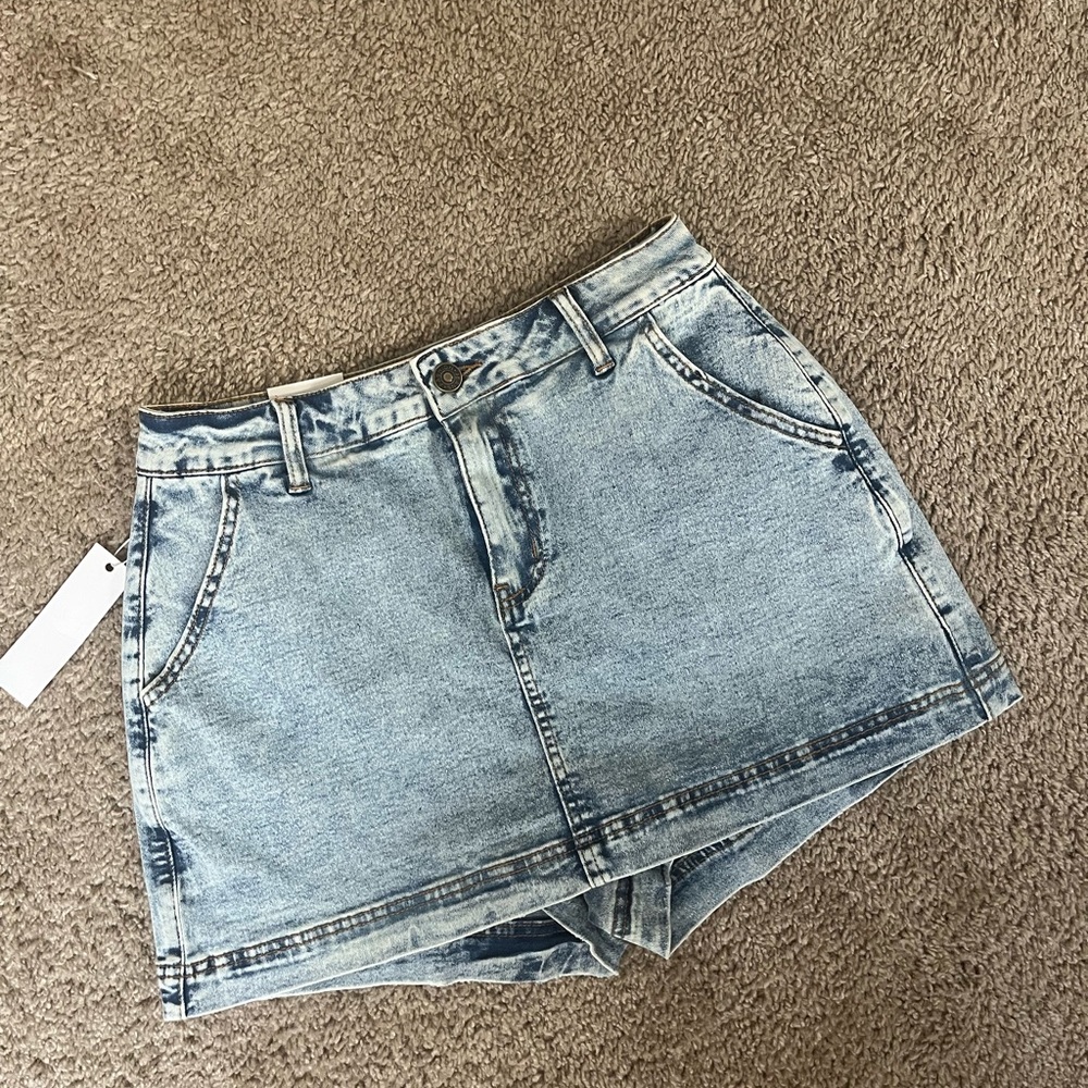 Light denim skort, brand new
